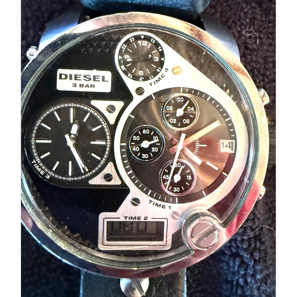 Diesel Only The Brave Oversized Chronograph Watch – Runs Crystal‎ Detached AS IS